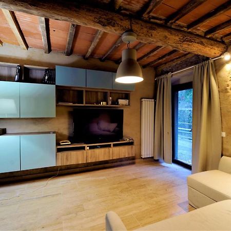Incantevole Casa Sul Fiume, Relax E Natura Ai Piedi Della Alpi Apuane Massa  Exterior foto
