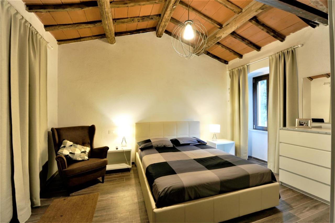 Incantevole Casa Sul Fiume, Relax E Natura Ai Piedi Della Alpi Apuane Massa  Exterior foto